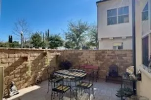 21709 Bene Dr, Saugus, CA 91350 - Photo 16