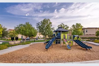 21709 Bene Drive, Saugus, CA 91350 - Photo 8