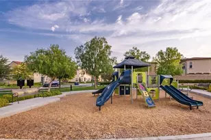 21709 Bene Dr, Saugus, CA 91350 - Photo 8