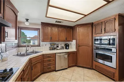 11135 Old Fashion, Riverside, CA 92503 - Photo 14