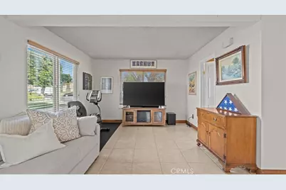 1613 Erin Avenue, Upland, CA 91784 - Photo 14