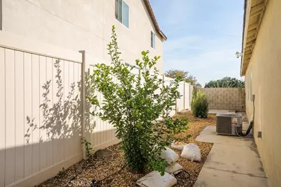 11661 Forsythia, Mira Loma, CA 91752 - Photo 26