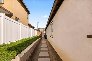 2482 Wagon Wheel Way, Rialto, CA 92377 - Photo 36
