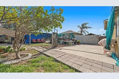 7603 Date Avenue, Fontana, CA 92336 - Photo 14