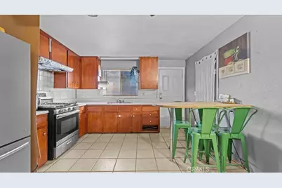 7603 Date Avenue, Fontana, CA 92336 - Photo 6