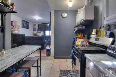 10606 Avalon Boulevard, Los Angeles, CA 90003 - Photo 28