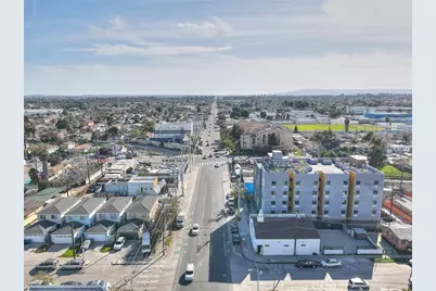 10606 Avalon Boulevard, Los Angeles, CA 90003 - Photo 48