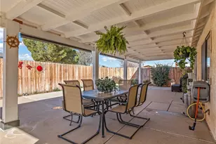 9472 Guava Ave, Hesperia, CA 92345 - Photo 16