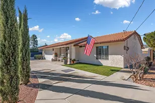 9472 Guava Ave, Hesperia, CA 92345 - Photo 4