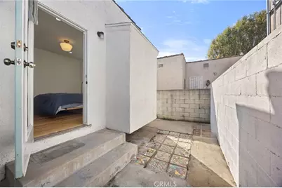 3652 Valleybrink, Los Angeles, CA 90039 - Photo 26