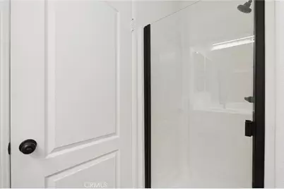 521 N Lark Ellen #B, Covina, CA 91722 - Photo 38