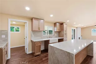 8008 Greenbush Ave, Panorama City, CA 91402 - Photo 10