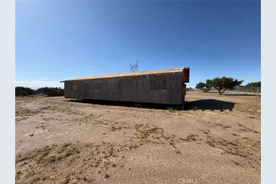 10717 Muscatel, Oak Hills, CA 92344 - Photo 8