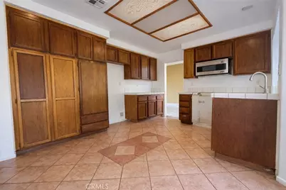 22500 Greenwich Court, Moreno Valley, CA 92553 - Photo 8