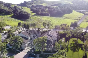 17 Rock Cliff Pl, Phillips Ranch, CA 91766 - Photo 38