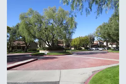 17 Rock Cliff Place, Phillips Ranch, CA 91766 - Photo 2