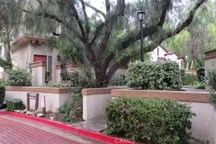 17 Rock Cliff Pl, Phillips Ranch, CA 91766 - Photo 4