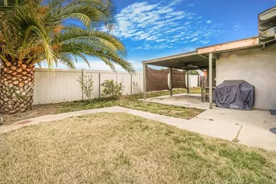 33962 Clark, Yucaipa, CA 92399 - Photo 40