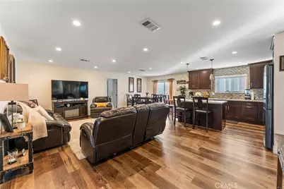 1855 Riverside, Ontario, CA 91761 - Photo 6