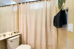 14834 Shetland Ln, Fontana, CA 92336 - Photo 16