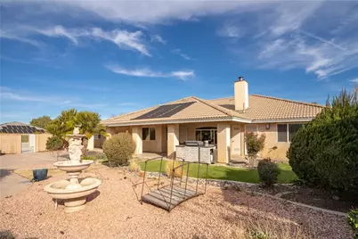 13190 Cromdale, Oak Hills, CA 92344 - Photo 52