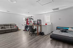 26259 Douglass Union, Murrieta, CA 92563 - Photo 16