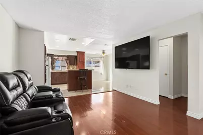 9200 Palm Street #6, Bellflower, CA 90706 - Photo 6