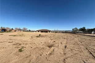 10466 10th Ave, Hesperia, CA 92345 - Photo 28