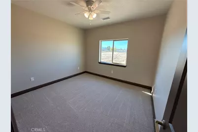 10466 10th Avenue, Hesperia, CA 92345 - Photo 16