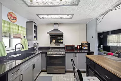 1081 W Arrow Highway #46, Azusa, CA 91702 - Photo 2