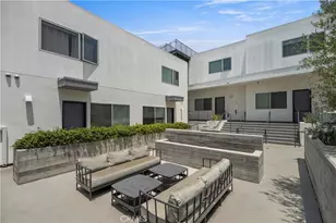 957 Figueroa Terrace, Los Angeles, CA 90012 - Photo 26