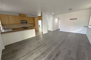 8240 Chamberlain Ln, Reseda, CA 91335 - Photo 6