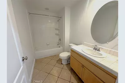 8240 Chamberlain Lane, Reseda, CA 91335 - Photo 10