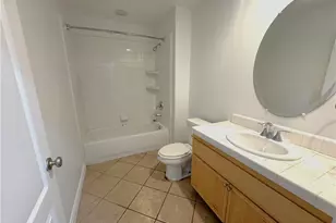 8240 Chamberlain Ln, Reseda, CA 91335 - Photo 10