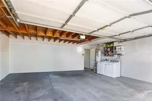 16465 Green Tree, Victorville, CA 92395 - Photo 2