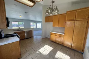 2070 Dayflower Ct, Perris, CA 92571 - Photo 12