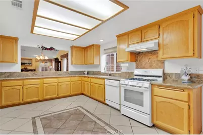 13287 Sea Gull Drive, Victorville, CA 92395 - Photo 18