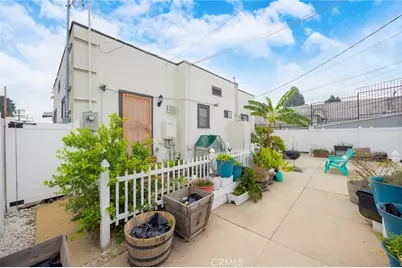 4019 S Van Ness Avenue, Los Angeles, CA 90062 - Photo 4