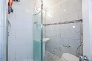 4019 S Van Ness Ave, Los Angeles, CA 90062 - Photo 20