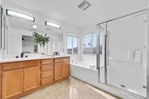 8424 Hoover Ct, Oak Hills, CA 92344 - Photo 26