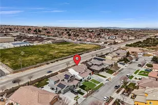 8424 Hoover Ct, Oak Hills, CA 92344 - Photo 42