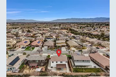 8424 Hoover Court, Oak Hills, CA 92344 - Photo 36