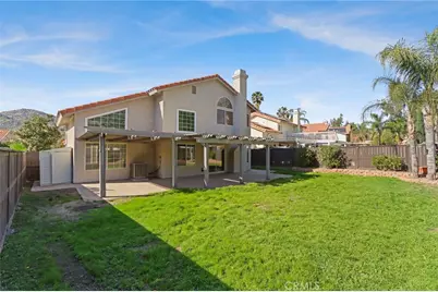 9586 Shadow Springs Drive, Moreno Valley, CA 92557 - Photo 32