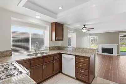 9586 Shadow Springs Drive, Moreno Valley, CA 92557 - Photo 16