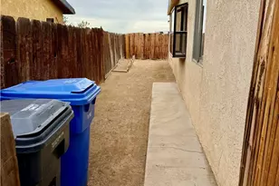 305 Beverly Ave, Barstow, CA 92311 - Photo 18