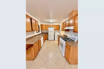 305 Beverly Avenue, Barstow, CA 92311 - Photo 6