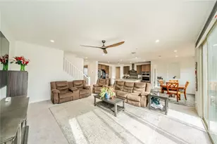 32813 Oakland, Winchester, CA 92596 - Photo 14