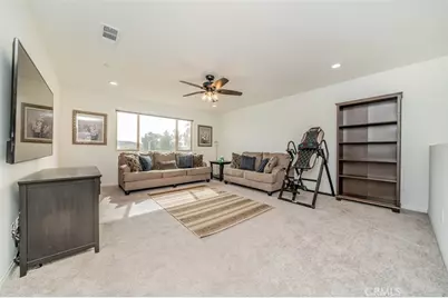 32813 Oakland, Winchester, CA 92596 - Photo 22