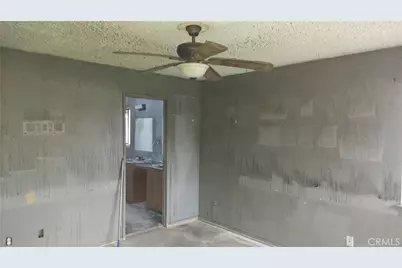 8920 Summerwood, Fontana, CA 92335 - Photo 6