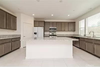 2838 E Clementine, Ontario, CA 91762 - Photo 6